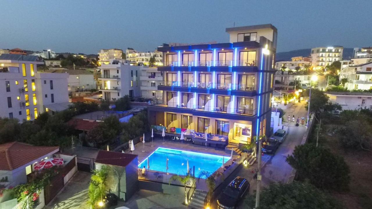 Azura Hotel 4*